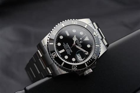 cartier diver vs rolex submariner